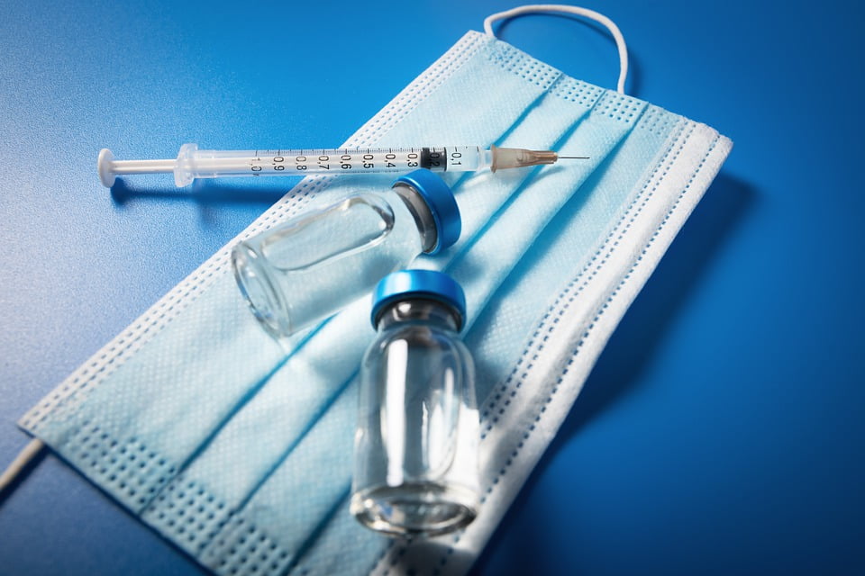 Ilustracija, kovid vakcina, foto: Ronalds, pixabay.com