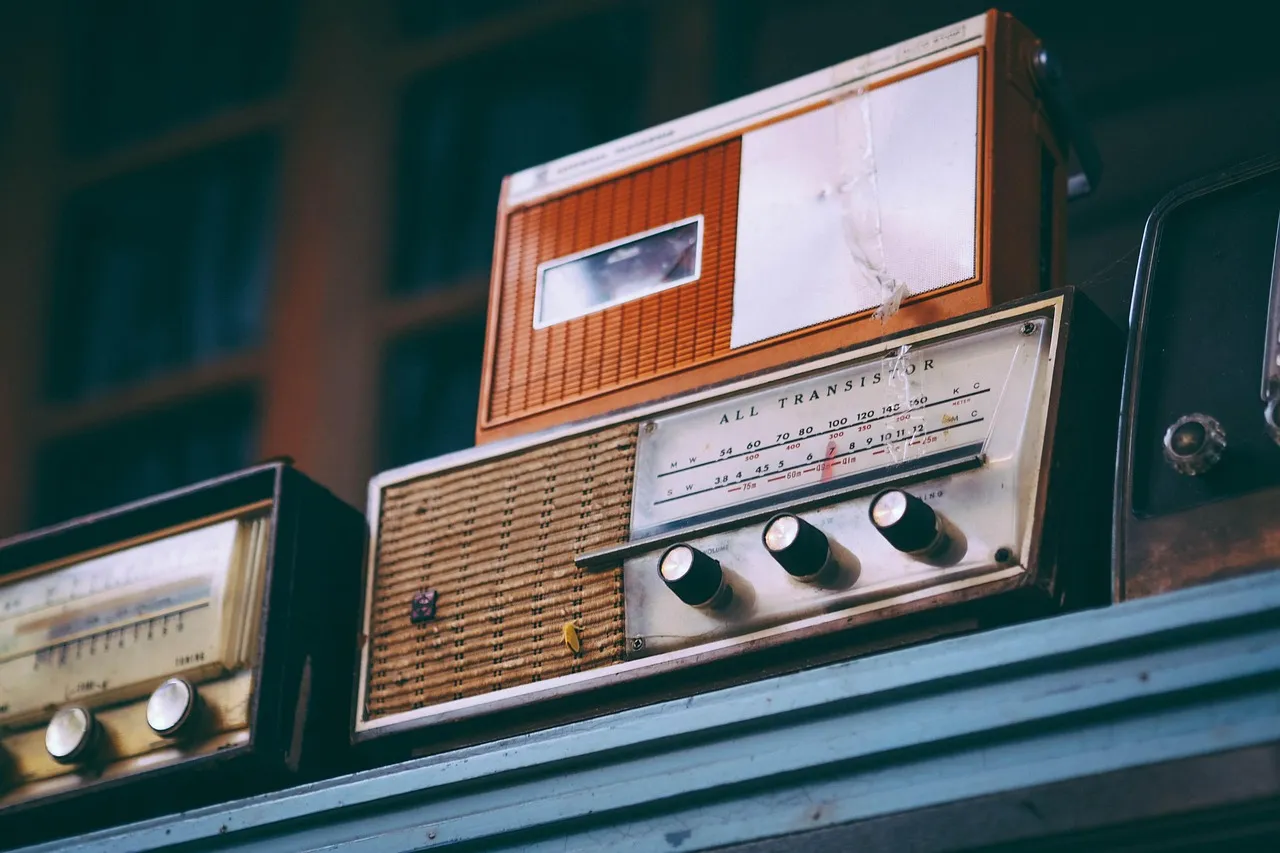 Radio, ilustracija, foto: pixabay.com